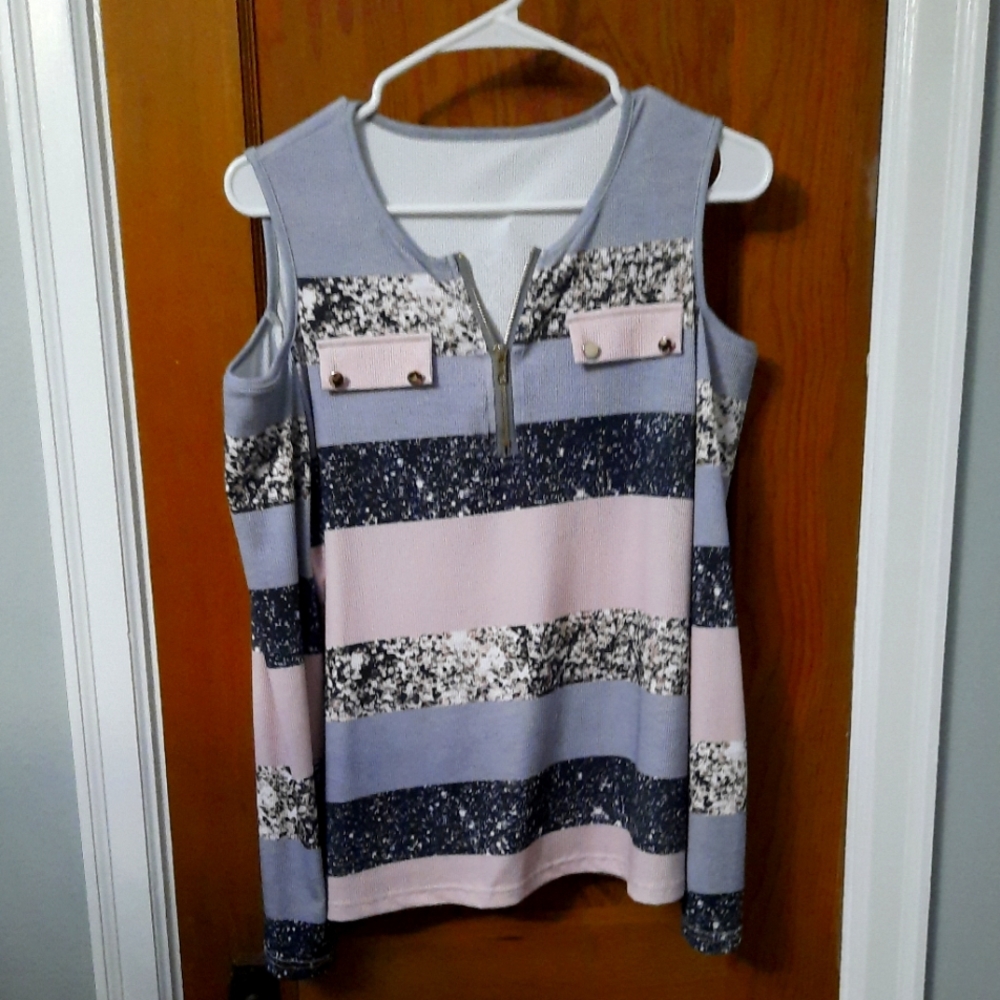 LG Woman's shoulderless long sleeve shirt